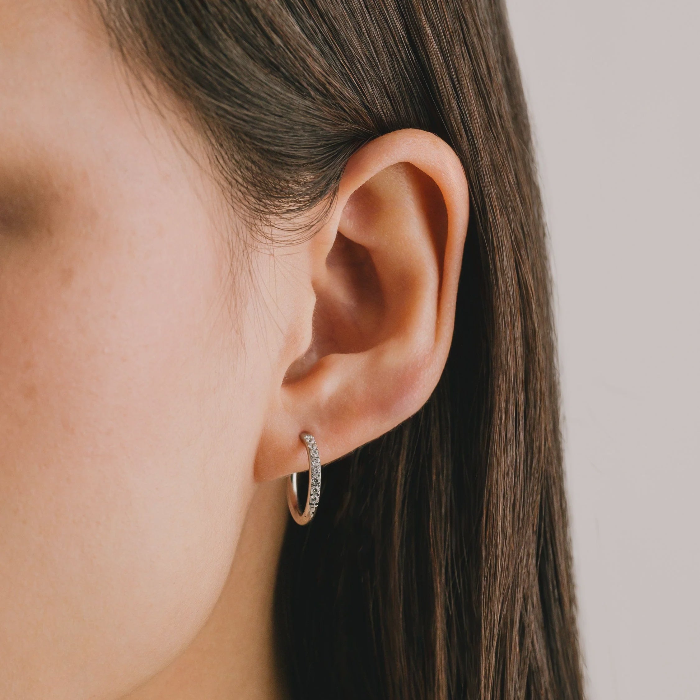 Evie 10mm Huggie Hoops