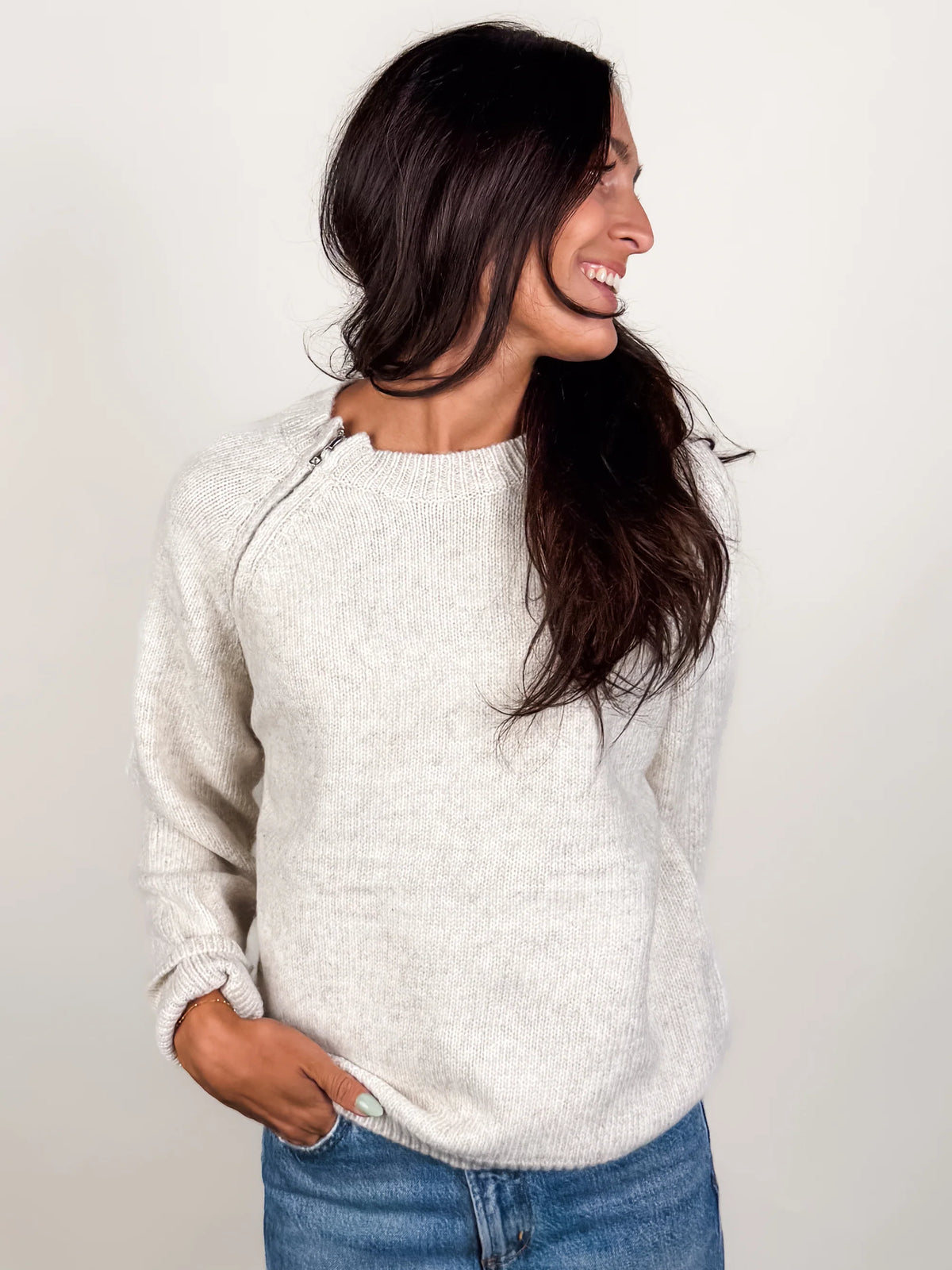 Mandisa Long Raglan Sleeve Pull-Over