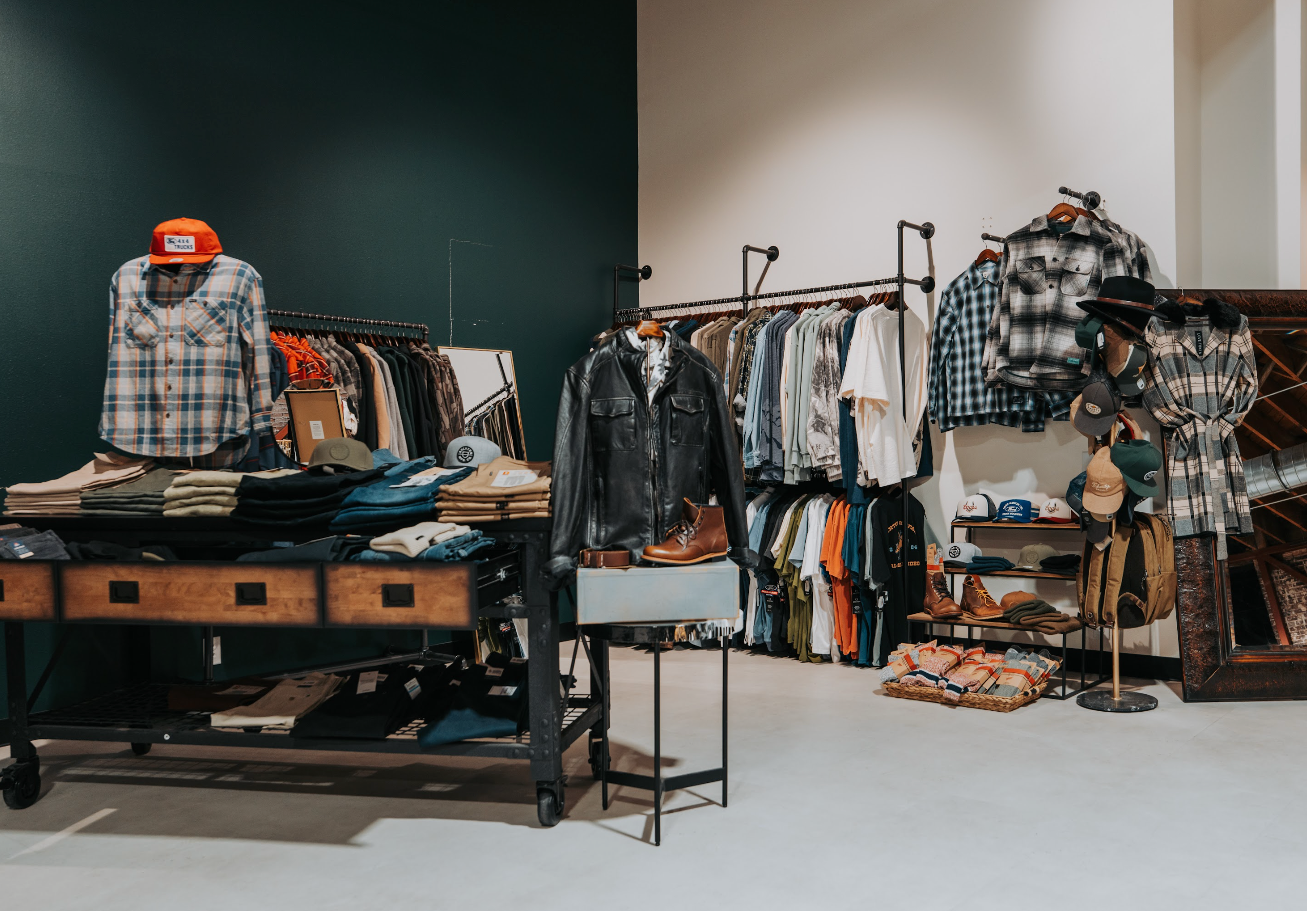 GRAE + CO | Modern Montana Boutique Women's & Men's Fashion Grae and Co. GRAE + CO | Modern Montana Boutique Women's & Men's Fashion Grae and Co.