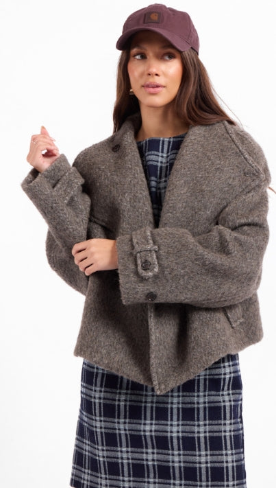 Boston Oversized Collar Jacket