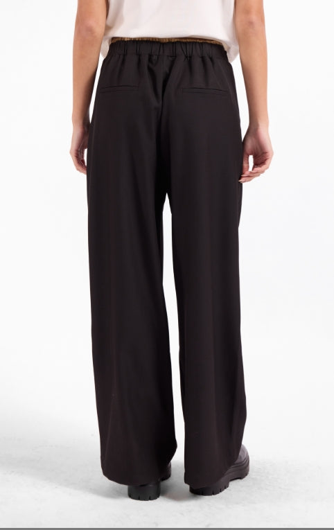 Berkeley Contrast Waistband Pant