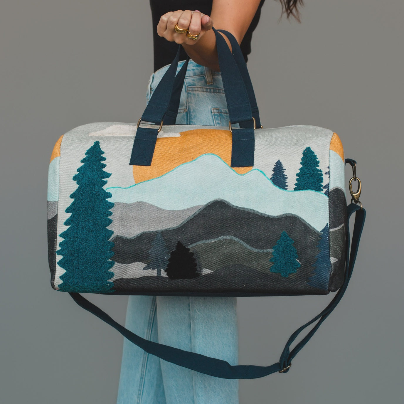 Mountain Scene Duffel