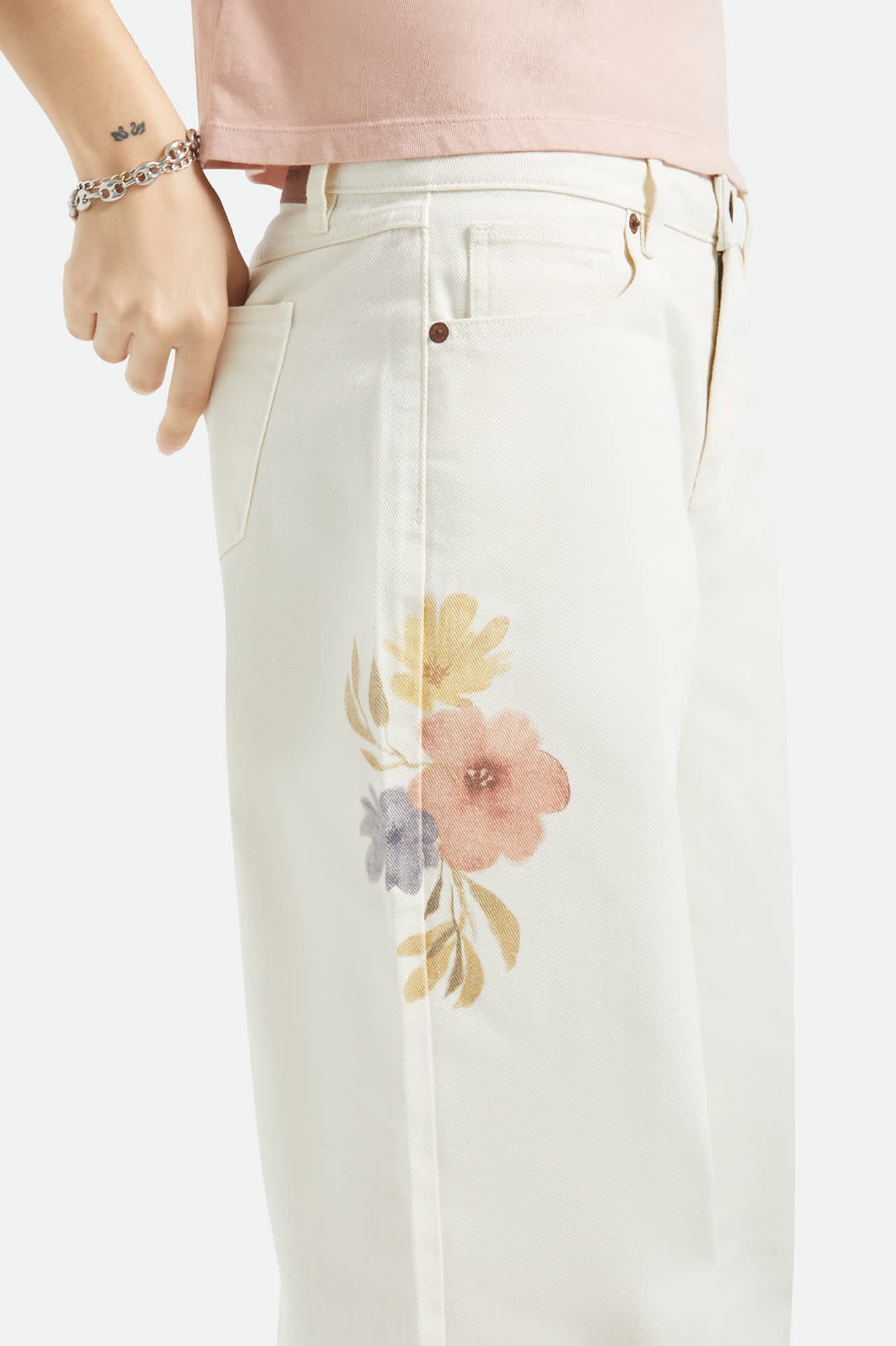The Chloe 5 Pocket Pant-Off White Floral Burst