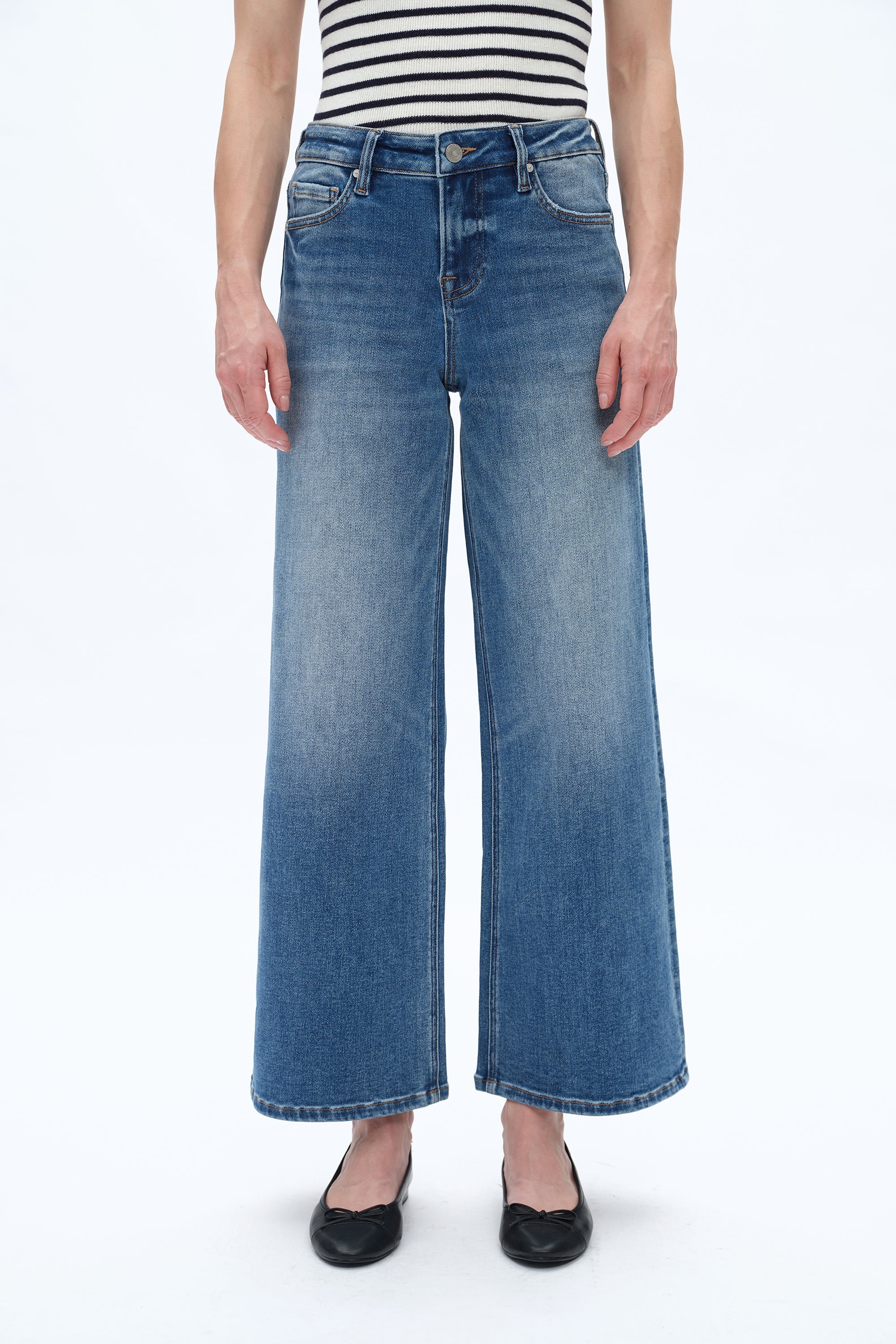 Lisa Mid Rise Wide Leg