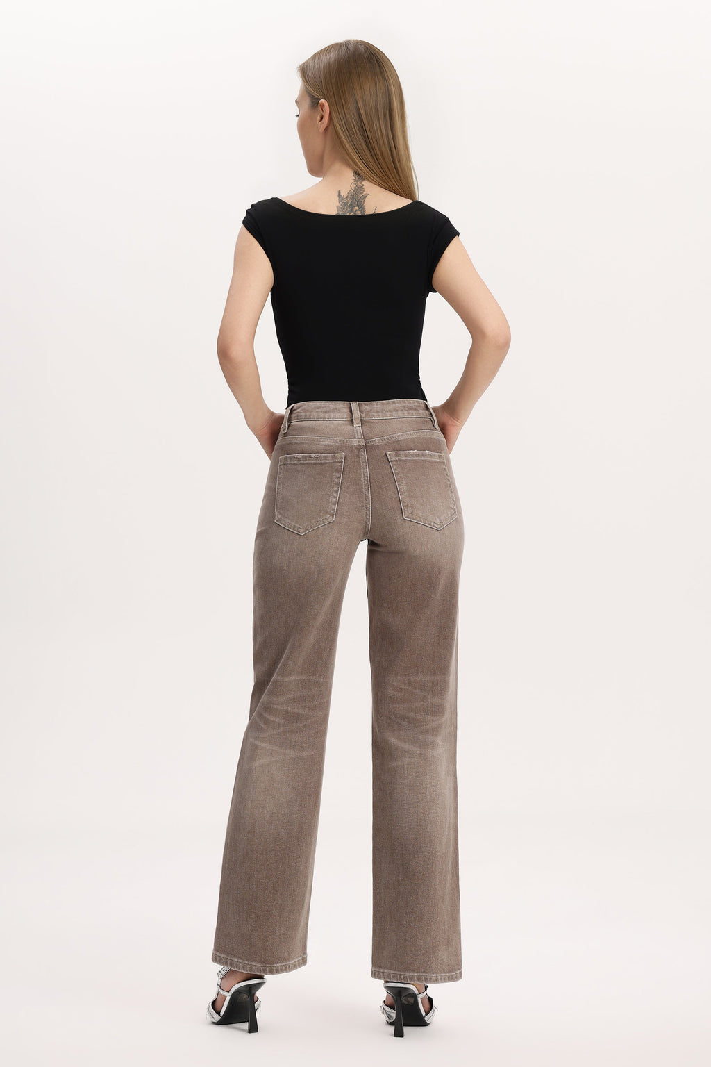 Briar Mid Rise Straight